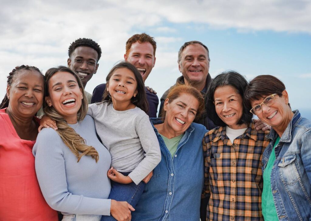 Image of multi-generational group as featured image for When Do Wisdom Teeth Come In?